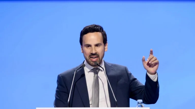 Ρωμανός: Στα 96 ευρώ/MWh η τιμή του ρεύματος στην Ελλάδα, από τις φθηνότερες στην ΕΕ