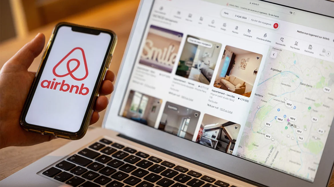 Airbnb: Νέο σαφάρι της ΑΑΔΕ σε χιλιάδες ιδιοκτήτες: Τι ψάχνουν στις αγγελίες και στα εισοδήματα
