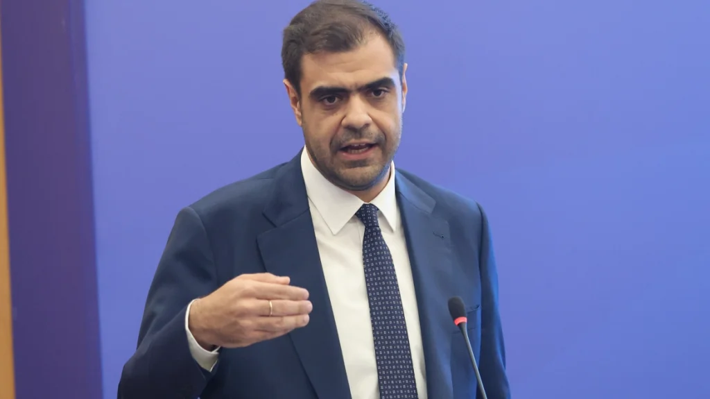 Μαρινάκη