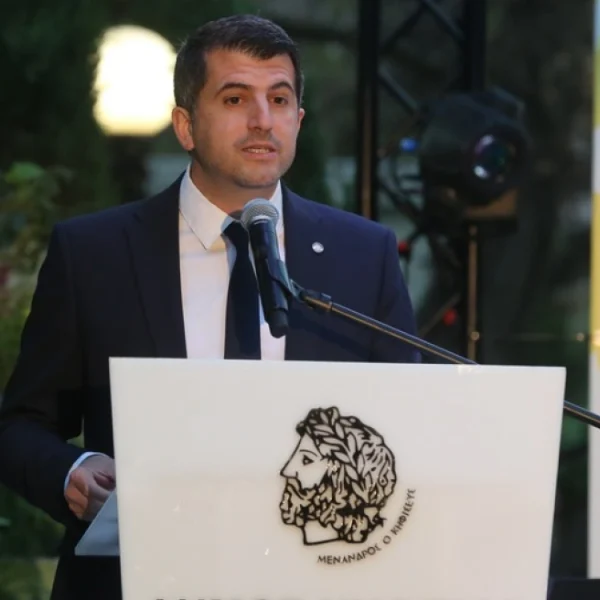 Δήμος Κηφισιάς: Έως 3.000 ευρώ για κάθε γέννηση και απαλλαγή από τα δημοτικά τέλη για ένα έτος, ποιοι οι δικαιούχοι