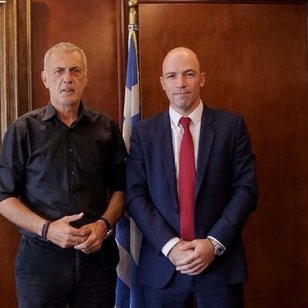 Συνάντηση του Δημάρχου Πειραιά Γιάννη Μώραλη με τον νέο Πρύτανη του Πανεπιστημίου Πειραιώς, Δημοσθένη Κυριαζή