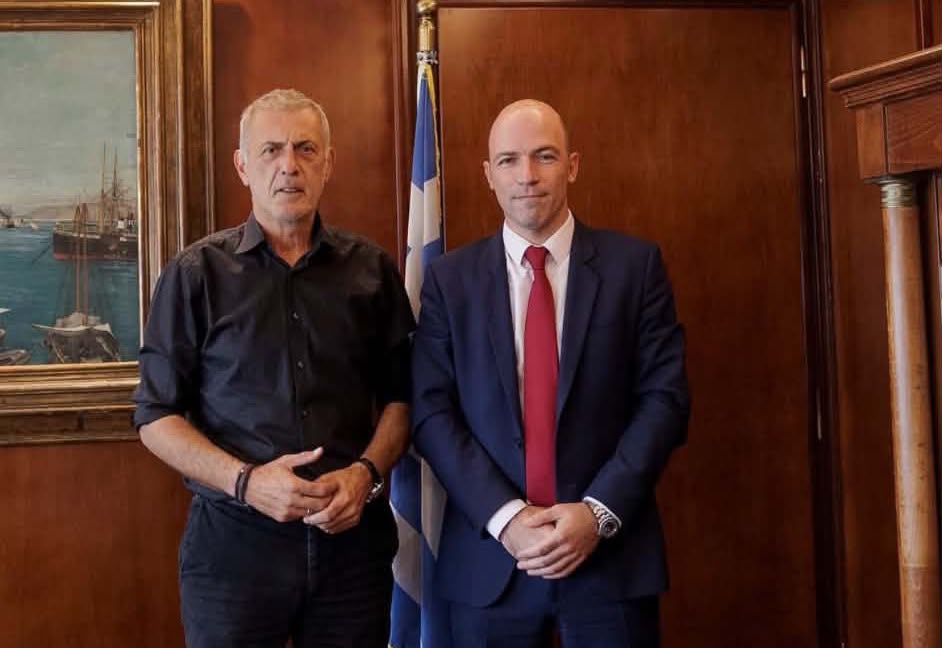 Συνάντηση του Δημάρχου Πειραιά Γιάννη Μώραλη με τον νέο Πρύτανη του Πανεπιστημίου Πειραιώς, Δημοσθένη Κυριαζή