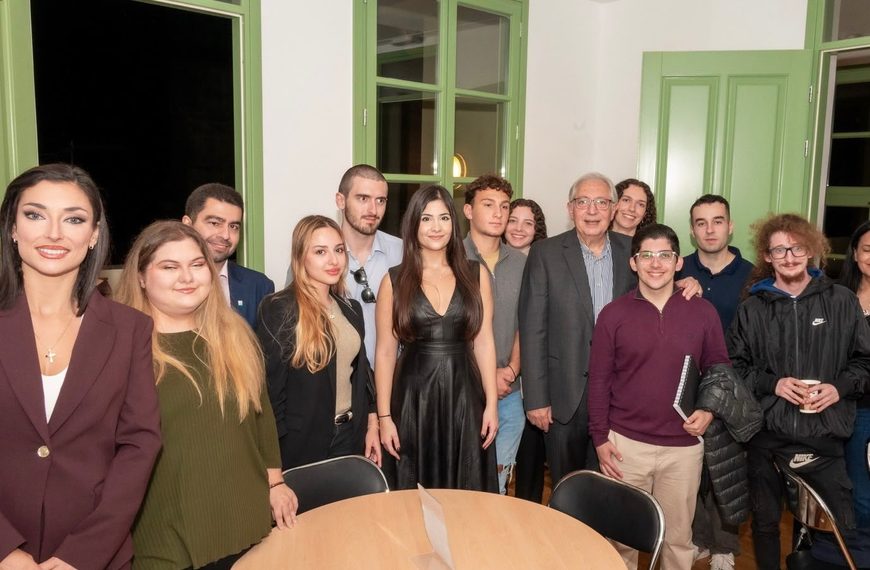 Το Forum Νέων Αμαρουσίου πρωτοπορεί: Αποκτά το δικό του σπίτι στη Βίλα Κασταλία