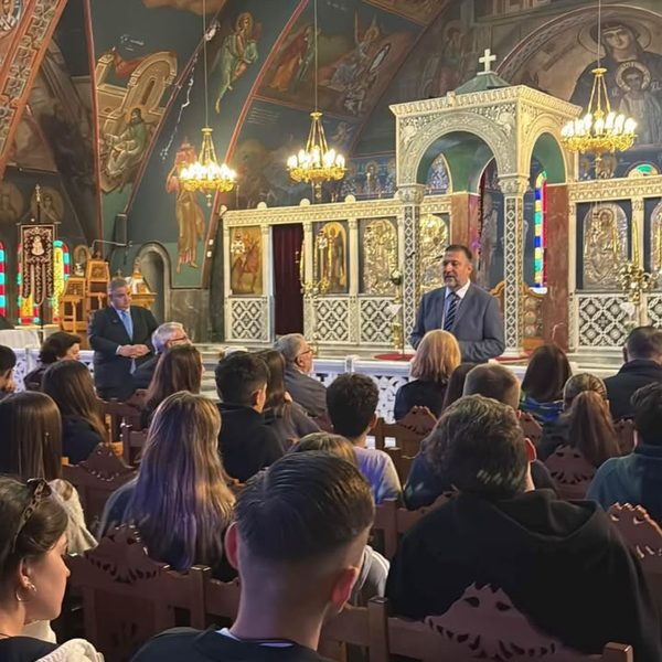 Γιάννης Φωστηρόπουλος: Το Παλαιό Φάληρο τίμησε τη μνήμη της 16χρονης Ήβης Αθανασιάδου