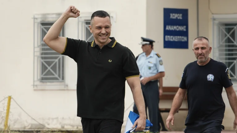 Η αντίδραση του Ηλία Κασιδιάρη για την ανάρτηση του Δημήτρη Γιαννακόπουλου με το πρόγραμμα της Συμμαχίας Ελλήνων
